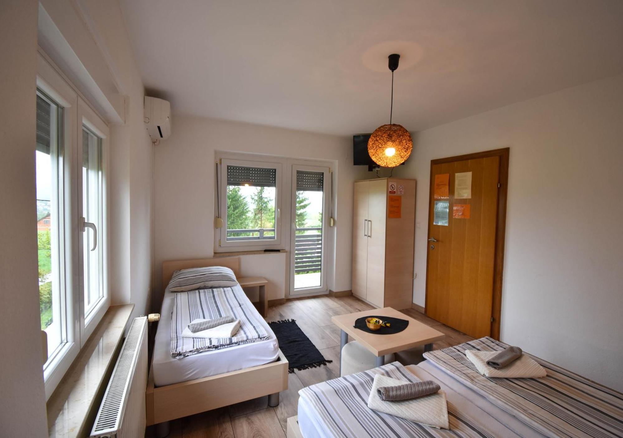Guesthouse Obitelj Paulic Slunj Zewnętrze zdjęcie